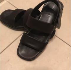 ヴィトンサンダル黒のサムネイル