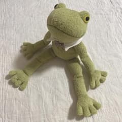 かえる ぬいぐるみ カエル 緑 グリーン お座り 襟付き 蝶ネクタイ 付き