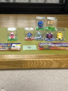 希少！美品！ポケットモンスター ケース入りコレクション 7個セット Gのサムネイル