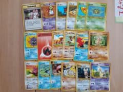 旧版　ポケモンカード　まとめ売りのサムネイル
