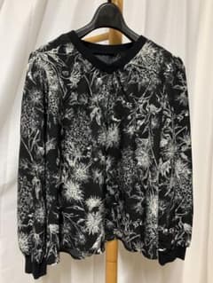 【Bon Sens】ボンサンス 長袖 Vネックトップス ブラックのサムネイル