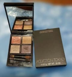 ADDICTION TOKYO 아이섀도우 팔레트 103