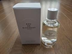 ジバンシィ オーデジバンシィ オーデトワレ100ml EAUDEGIVENCHYのサムネイル