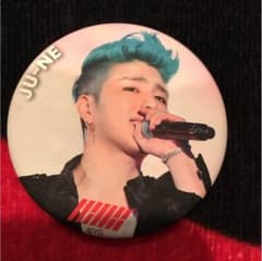 iKON  JU-NE ジュネ バッチのサムネイル