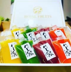 生の酵素ドリンク！コールドプレスジュースファスティング 8本セットのサムネイル