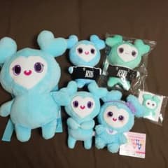 TWICE LOVELYS GIGO リュック ふわもこ READY TO BE - メルカリ