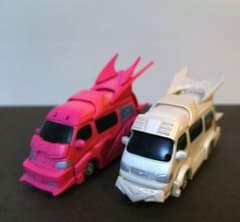 バニングカー ハイエース ミニカー レトロ 2台セット - メルカリ