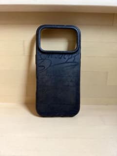 Berluti ベルルッティ iPhone 18 Pro / 17Pro ケース