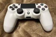 PS4 コントローラー　ホワイト　ホールエフェクト　美品　CUH-ZCT2Jのサムネイル
