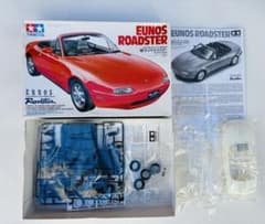 タミヤ スポーツカーシリーズ 1/24 ユーノス・ロードスター プラモデル