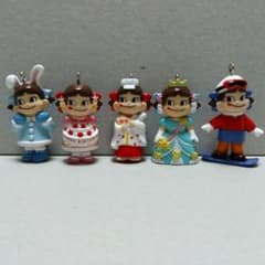 不二家 ペコちゃん ミニフィギュア キーホルダー 5種セット - メルカリ