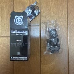 BE@RBRICK INFINITY SAGA ブラックパンサー 未開封のサムネイル