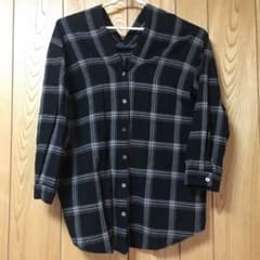 KBF チェックシャツ。美品。のサムネイル