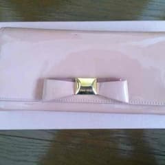 miumiuのりぼん長財布のサムネイル