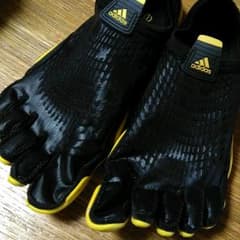 アディダス　adipure　27センチのサムネイル