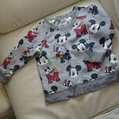 H&M ミッキートレーナーのサムネイル