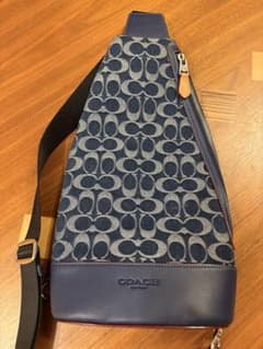 COACH ドミニクスリング パック・シグネチャーデニム ほぼ未使用品