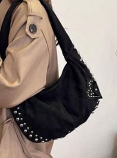 ハンドバッグ　新品‼️のサムネイル
