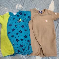 ベビー服のサムネイル