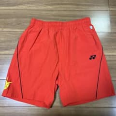 【リンダンモデル】YONEX バドミントンパンツ XL 赤のサムネイル