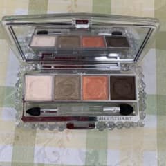 お値下げ♡ジルスチュアート アイシャドウ ベルベットクリスタルアイズのサムネイル