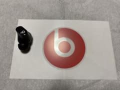 Beats Studio Buds 片耳 左側のサムネイル