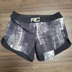 Reebokショートパンツのサムネイル