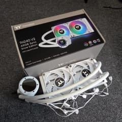 動作OK Thermaltake TH240 ARGB Sync V2 Snow - メルカリ