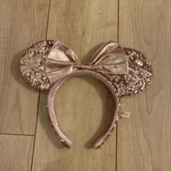 【ディズニー】ミニーマウス耳付きカチューシャ（ローズゴールド）のサムネイル
