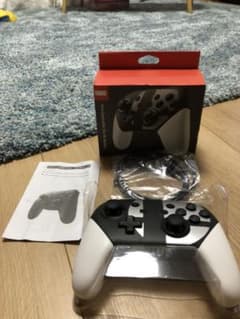 任天堂　Switch コントローラーのサムネイル