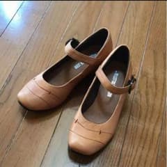 クエスト神戸 パンプス 24cm QUEST KOBE ほぼ新品 ヒール4cmのサムネイル