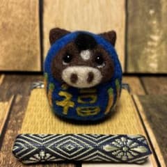 ꫛꫀꪝ 縁起だるま【羊毛フェルト・アクレーヌ】富士山／鶴／松／花文字 ☆犬ちゃんの種類かえられます*羊毛フェルトリース＊招き犬＊壁