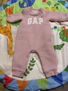 GAP フリースロンパース 6-12ヶ月 ピンクのサムネイル
