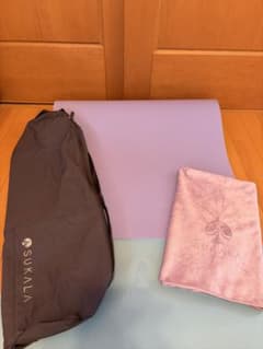 美品✨SUKALA ヨガマット ケース•ヨガマット付き❣️のサムネイル