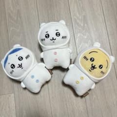 나가노의 쿠마치이카와에 쓰여진 봉제인형 S