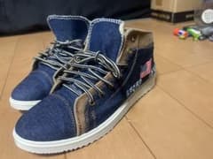 ジーンズスニーカー　未使用品『やつれあり』のサムネイル