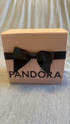 PANDORA ギフトボックス リボン付きのサムネイル