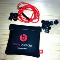 送料込　beats  イヤホンのサムネイル