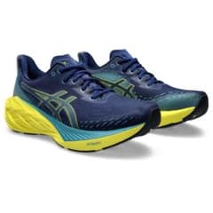 Asics Novablast 4 ランニングシューズ　26.0のサムネイル