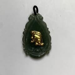G11:K24/翡翠 彫刻 ペンダントトップ 卯 (十二支) G11:K24/翡翠 彫刻 ペンダントトップ 卯 (十二支) - メルカリ