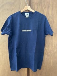 GOODENOUGH ロゴTシャツ ネイビー Lサイズのサムネイル