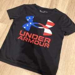 アンダーアーマー 半袖 Tシャツ 130 美品 ドライのサムネイル