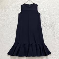 未使用級✨22SS✨フォクシー フリージア サマーニットドレス ワンピース 紺 未使用級✨22SS✨フォクシー フリージア サマーニットドレス