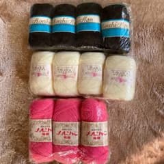 毛糸　極細　11玉　三色まとめ売りのサムネイル