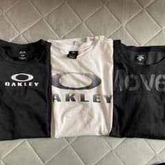 Tシャツ3枚オークリー、デサントのサムネイル