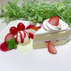 フェイク小物置き♡ショートケーキのサムネイル