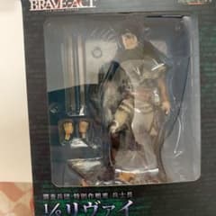 BRAVE-ACT 進撃の巨人リヴァイ 1/8 完成品フィギュアのサムネイル