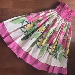 パウスカート フラダンス　新品(未使用)のサムネイル