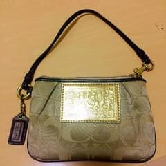 COACHミニポーチのサムネイル