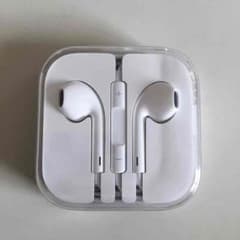 アイフォン イヤホン 【正規品】のサムネイル